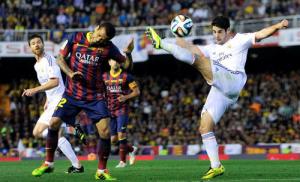 Ông chủ hàng tiền vệ Real Madrid: Ngày Isco đóng vai Seedorf mới