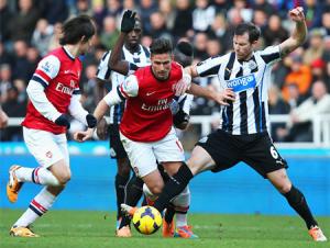 Arsenal - Newcaslte: Xong sớm để… nghỉ sớm