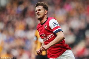 Arsenal được “bôi trơn” đúng lúc