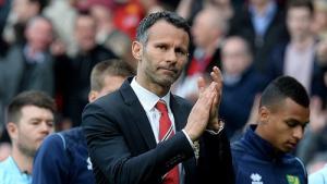 Huyền thoại vĩnh cữu Ryan Giggs tuyên bố giải nghệ
