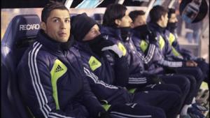 La Liga: Muốn đá tiếp thì phải... nghỉ!