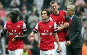 Arsenal: Niềm tin mơ hồ