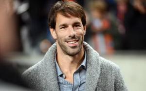 Van Nistelrooy: Chẳng thể cản nổi Cris Ronaldo