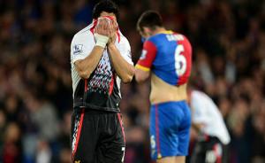 Kém bản lĩnh, Liverpool tất nhiên không thể chạm đến ngôi vương