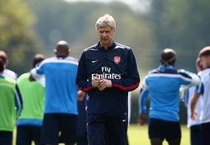 Arsenal đã thôi chuộng “hàng Phi”