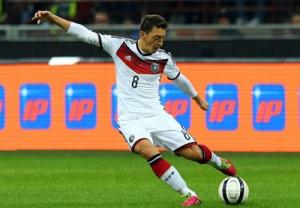 Ozil: “ĐT Đức xứng đáng vô địch World Cup”