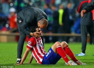 Atletico Madrid: Cứ khóc thật nhiều rồi đứng dậy thật nhanh