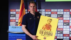 Barca có vẻ không biết đi chợ