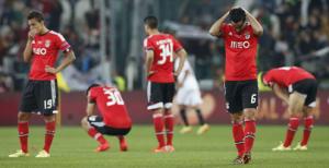 Benfica san bằng kỷ lục buồn của Juventus
