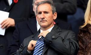 Sếp Man City gấp rút sang Mỹ để làm lành với Yaya Toure