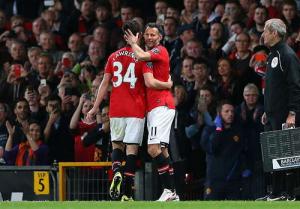 Thắng dễ trong trận chia tay, Giggs đã nhìn thấy sự trở lại của Man Utd