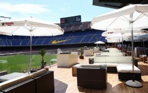 Barca mở quán ăn nhanh giữa lòng Nou Camp