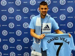 Siêu tiền đạo một thời David Villa chính thức gia nhập đại gia đình Man City