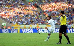 ĐT Italia: Chờ những cú vung chân lịch sử của Pirlo