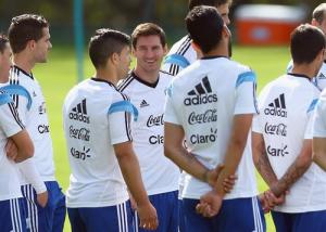 Messi ma mãnh, quyền lực ở ĐT Argentina?