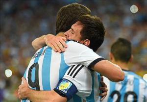 Messi thúc giục Barca ra tay chiêu mộ đồng đội Higuain