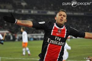 Milan chính thức sở hữu Jeremy Menez