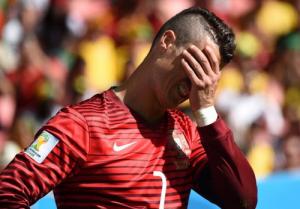 Ronaldo lại bị cứa vào nỗi đau