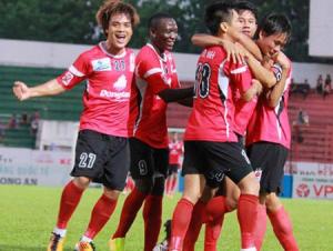 Tài Em lập cú đúp, ĐT Long An đánh bại HA Gia Lai