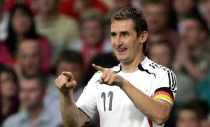 Vì sao tuyển Đức chỉ cần Miroslav Klose?