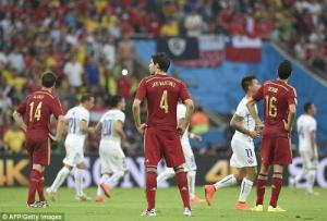 Tây Ban Nha: Dù còn “yêu” hay không cũng nên chấp nhận từ bỏ tiki-taka