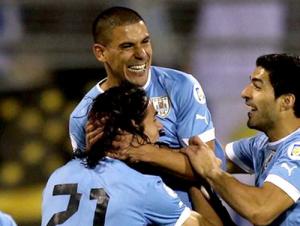 Xuất sắc tiêu diệt Uruguay, Costa Rica tạo ra cơn địa chấn đầu tiên của World Cup 2014