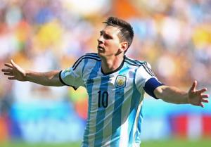 Chiêm ngưỡng khoảnh khắc thiên tài Messi giúp Argentina vượt qua Iran