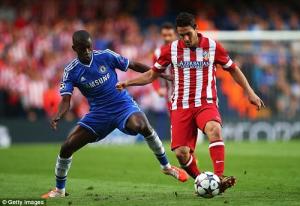 Thẳng thừng từ chối Real, Mourinho quyết giữ chân Ramires