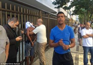 Nhà báo dũng cảm bắt cướp trên đất Brazil