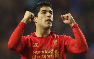Ancelotti: “Luis Suarez là một cầu thủ phi thường”