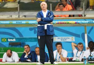 Huyền thoại Zico: Brazil nên sa thải Scolari