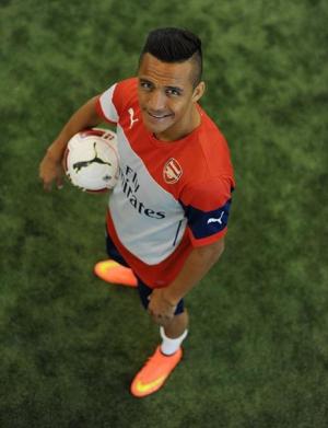 Brendan Rodgers tiết lộ lí do... củ chuối khiến Alexis từ chối Liverpool