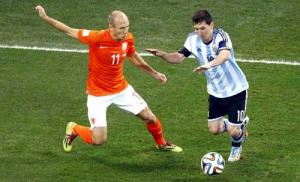 Arjen Robben và Lionel Messi cùng im tiếng: Ngày định mệnh gọi tên Messi