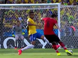 10 pha cứu thua xuất sắc nhất World Cup 2014