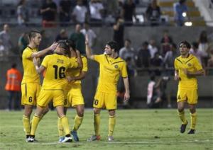 UEFA ra lệnh cấm khẩn cấp vì căng thẳng quân sự