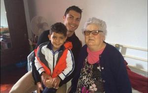 Mẹ của con trai Ronaldo mãi là bí ẩn