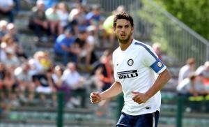 Andrea Ranocchia trở thành đội trưởng Inter: Cờ đến tay, phải phất thôi!
