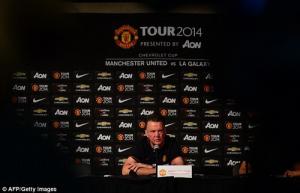 Van Gaal thể hiện quyền uy: Man Utd phải tuân theo quy tắc của tôi