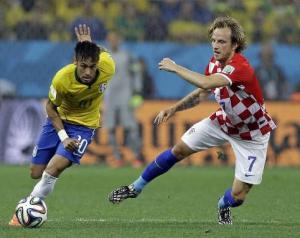 Neymar bản năng nhất giới túc cầu giáo