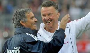 Mourinho tình thương mến thương với Van Gaal