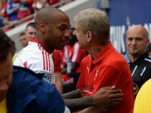 Thierry Henry tái hợp Arsenal: Tại sao không?