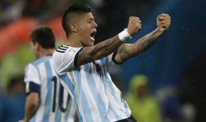 Sporting Lisbon bị ép bán Marcos Rojo cho Man Utd?