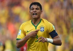 Brazil 2-1 Colombia: Selecao sải bước vào bán kết nhờ đôi chân của cặp trung vệ
