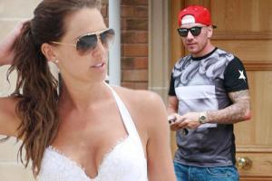 Kệ vợ giận, Jamie O'Hara vẫn vui vẻ “chơi trò 3 người