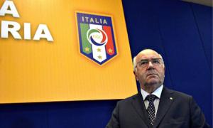 Quan chức phân biệt chủng tộc trở thành Chủ tịch LĐBĐ Italy