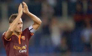 Francesco Totti uất ức: Trọng tài khoác áo Juventus