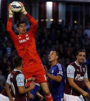 Mourinho giải thích lý do gạt tượng đài Cech để chọn Courtois
