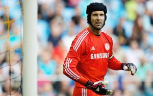 Real bất ngờ nhắm đến thủ thành Petr Cech