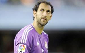 Góc nhìn: Diego Lopez vỗ ngực tự khen là điều cần thiết