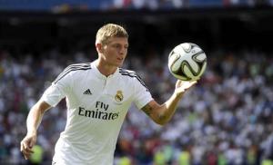 Kroos đang dần thay thế Alonso?